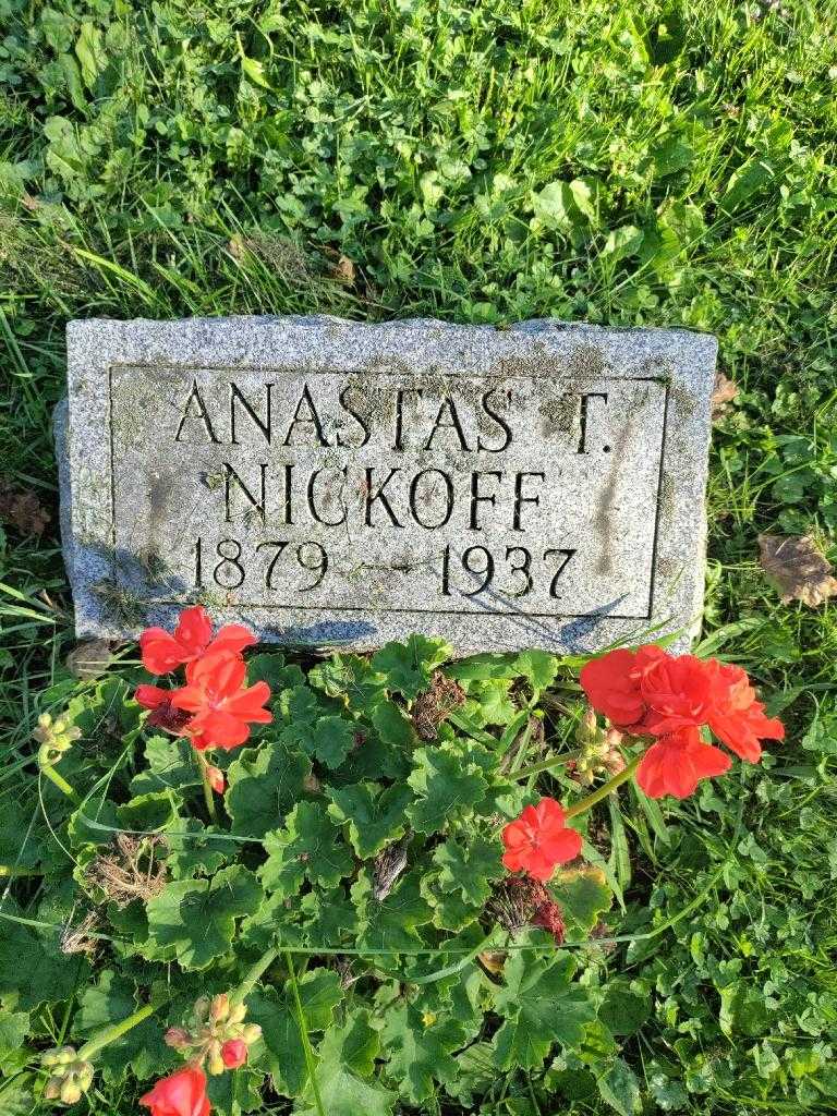 Anastas T. Nickoff's grave. Photo 3