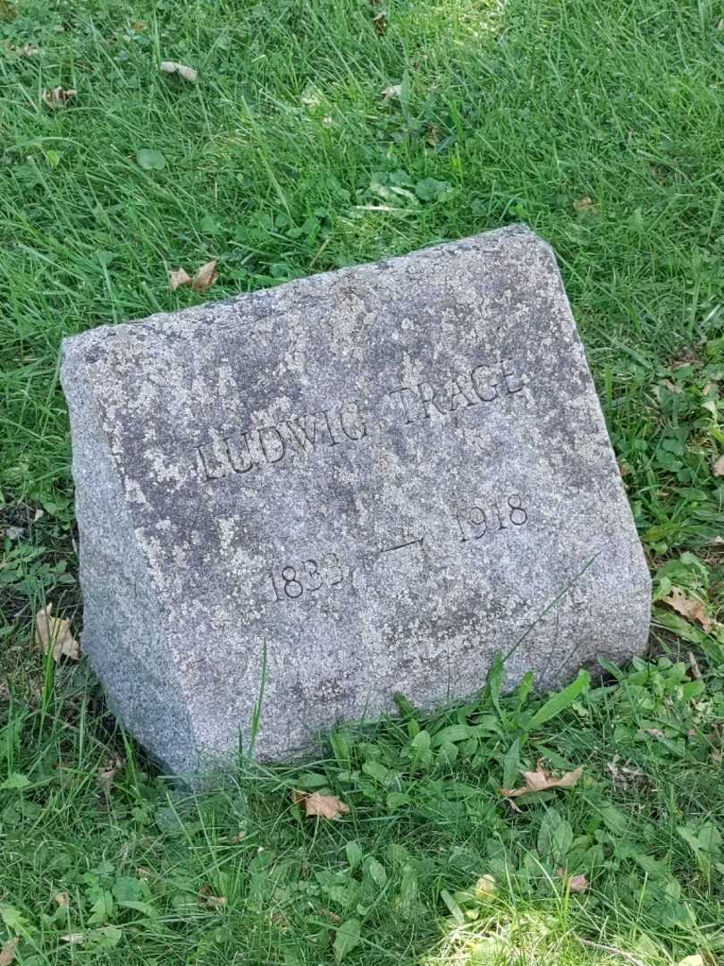 Ludwig Trage's grave. Photo 3