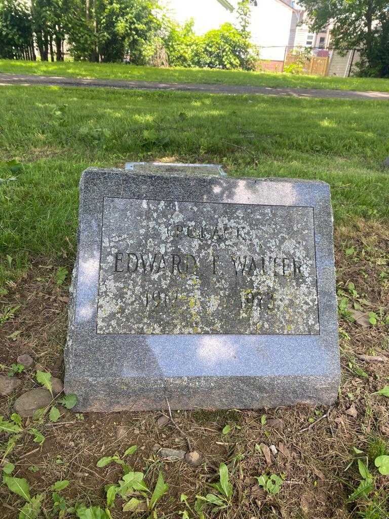 Edward T. Walter's grave. Photo 3