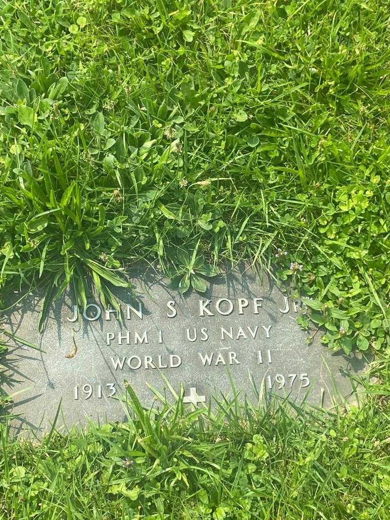 John S. Kopf Junior's grave. Photo 4