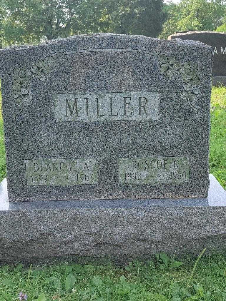 Roscoe C. Miller's grave. Photo 4