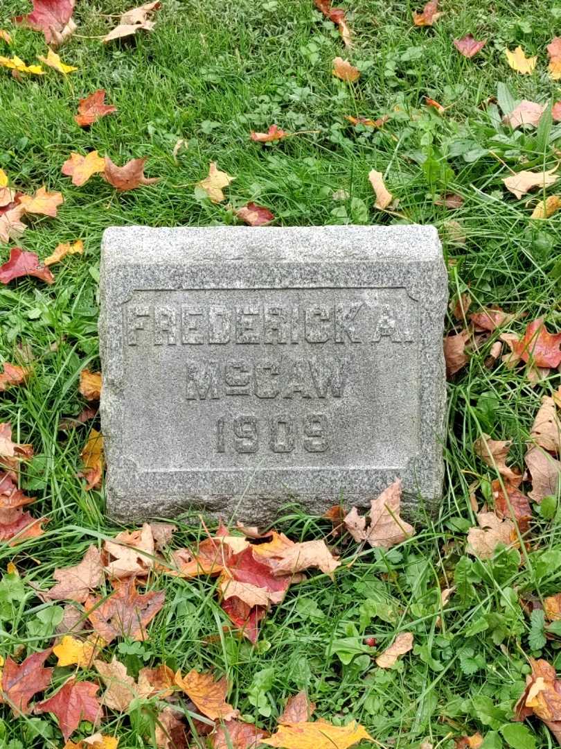 Frederick A. Mccaw's grave. Photo 3