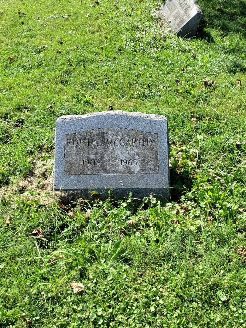 Edith Lenhardt McCarthy's grave. Photo 2