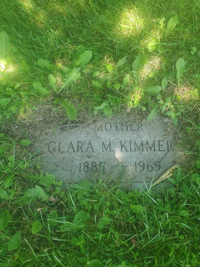 Clara M. Kimmerle Oswald's grave. Photo 3