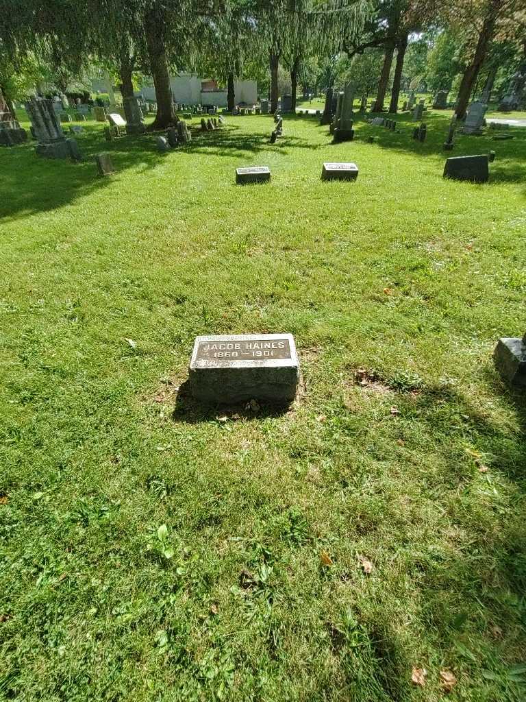 Jacob Haines's grave. Photo 2