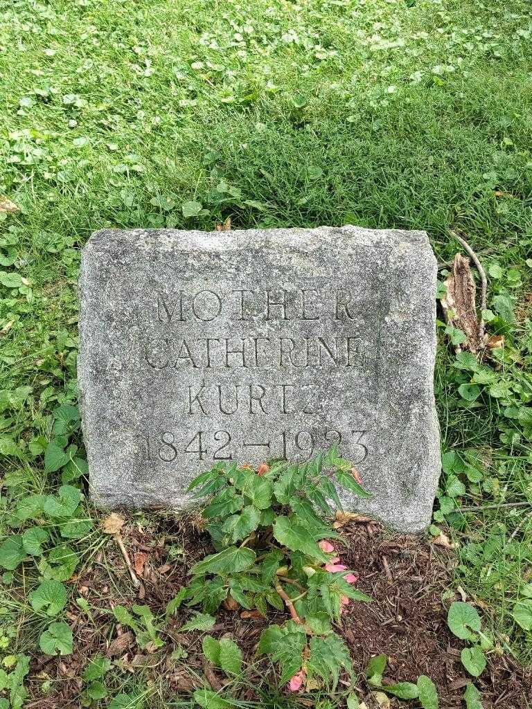 Catherine Zoller Kurtz's grave. Photo 3