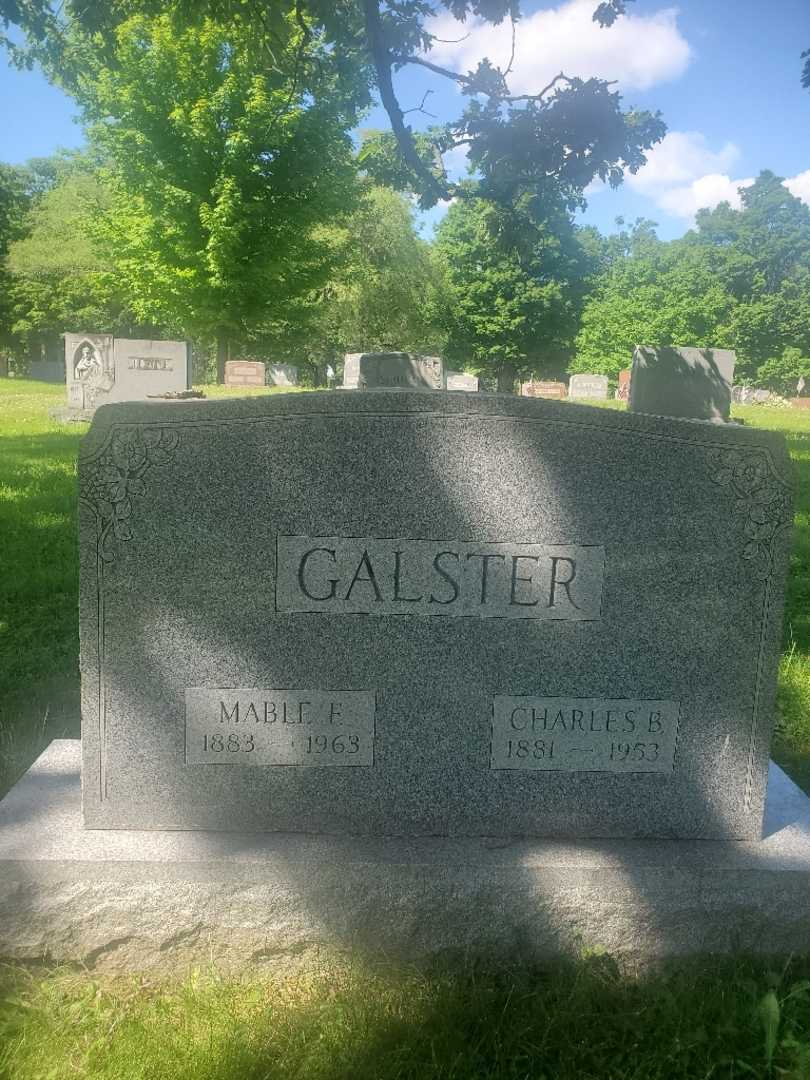 Mabel E. Galster's grave. Photo 3