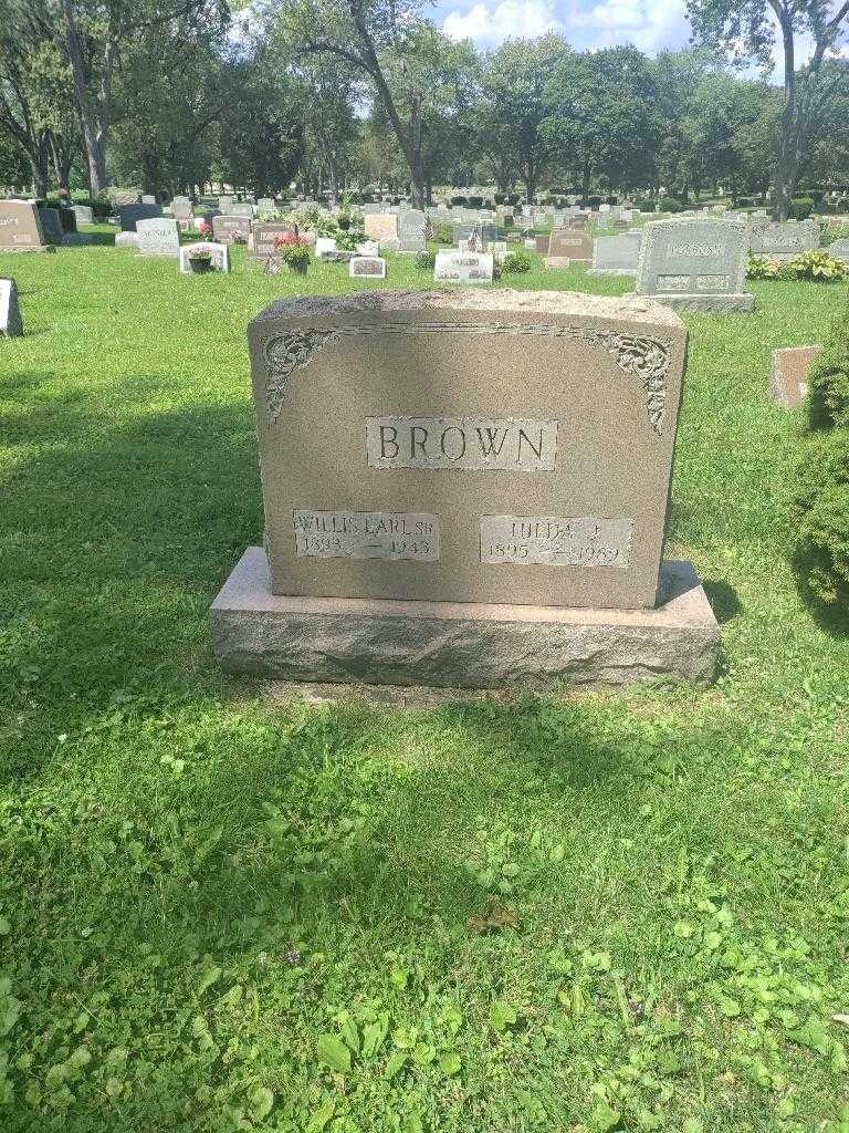 Hilda J. Brown's grave. Photo 2