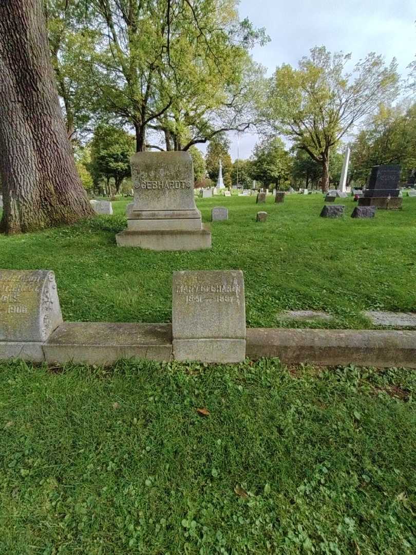 Mary Gebhardt's grave. Photo 1