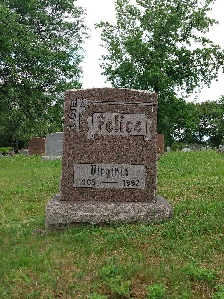 Virginia Felice's grave. Photo 2