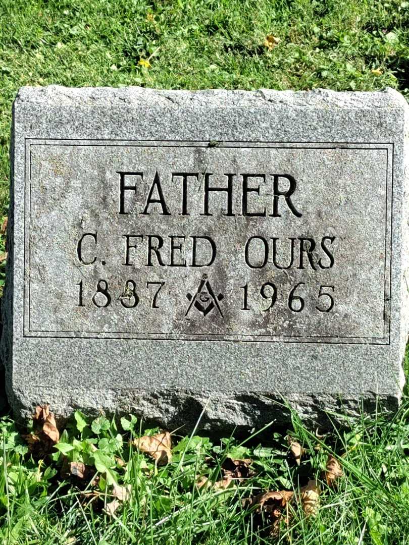 Charles Fred Ours's grave. Photo 3
