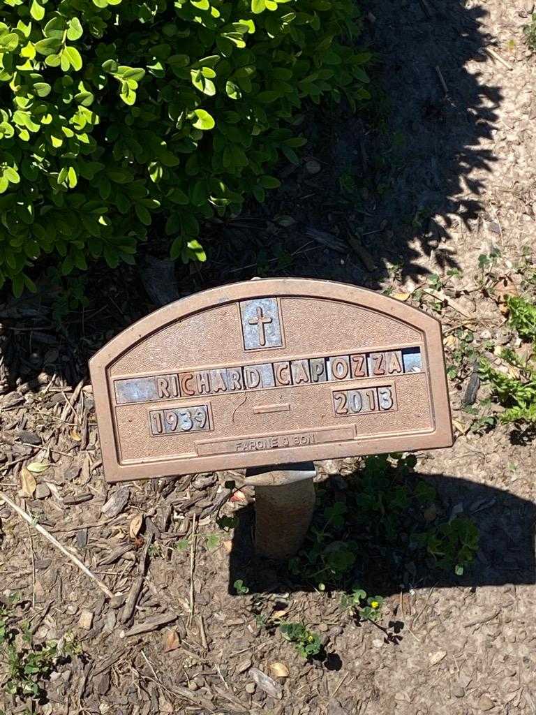 Richard Capozza's grave. Photo 3