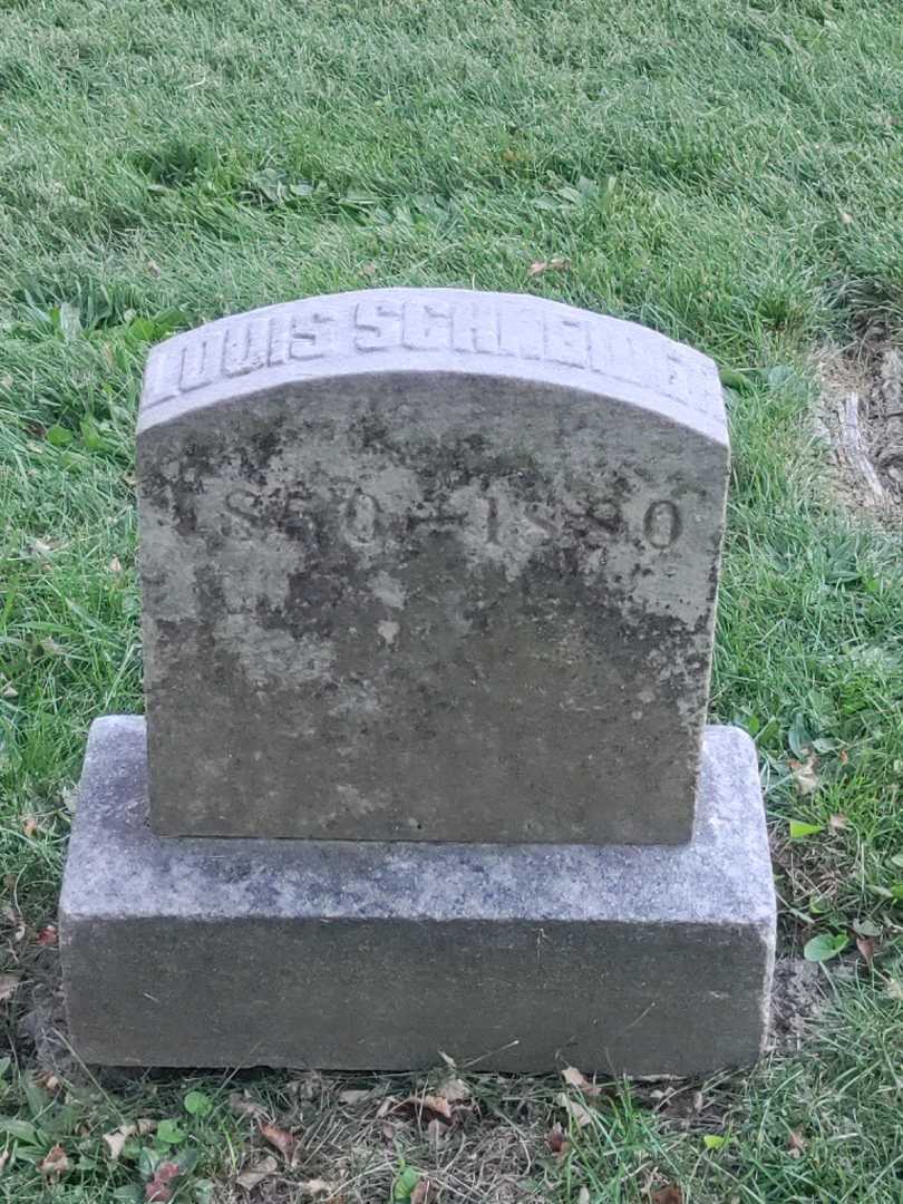 Louis Schneider's grave. Photo 3
