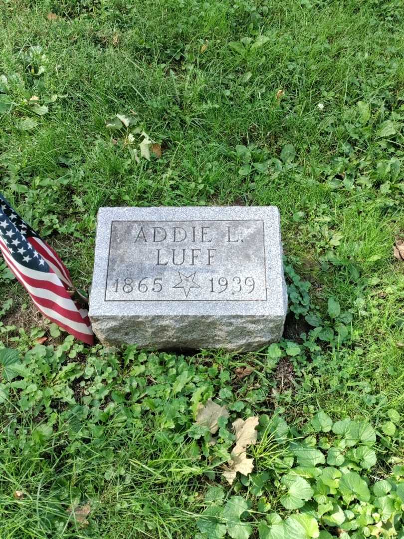 Addie L. Luff's grave. Photo 2