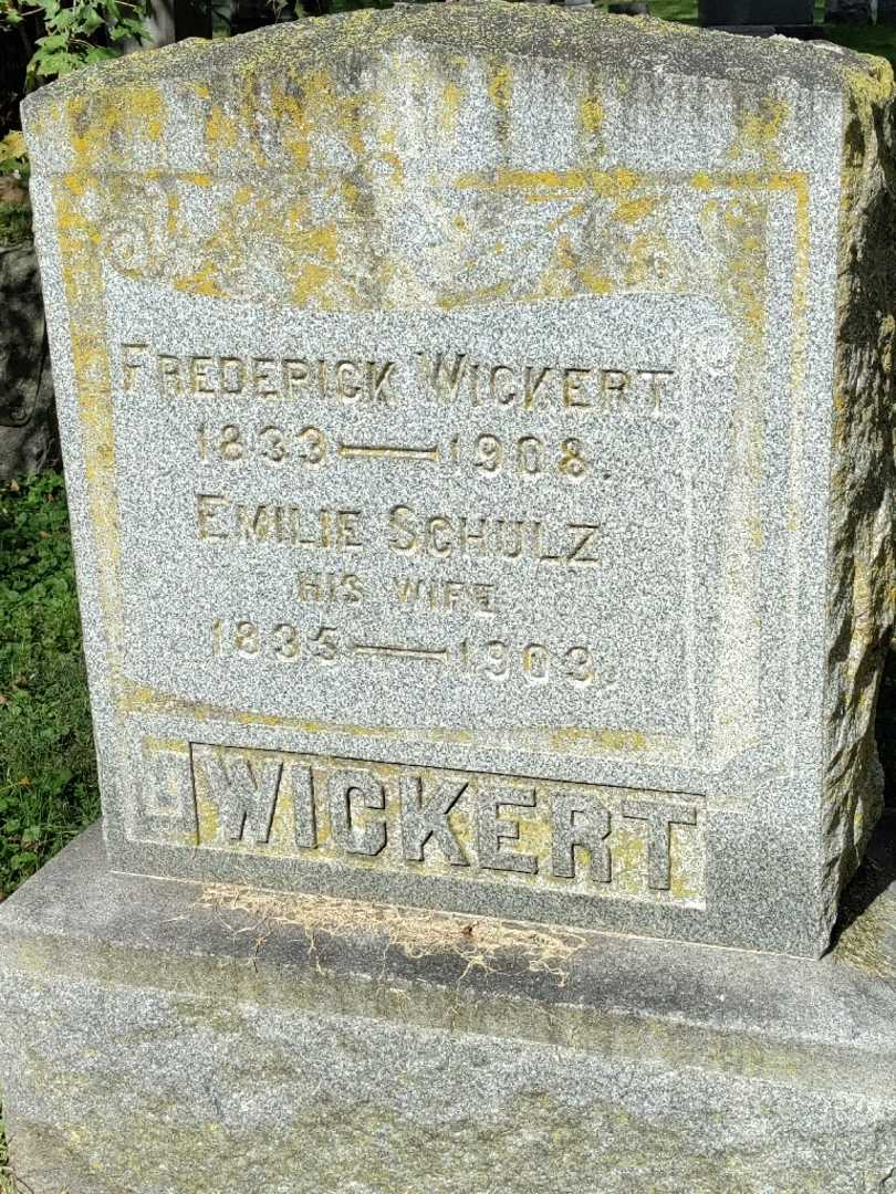 Frederick Wickert's grave. Photo 3