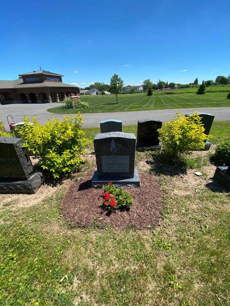 Robert F. "Gus" Geremski's grave. Photo 1