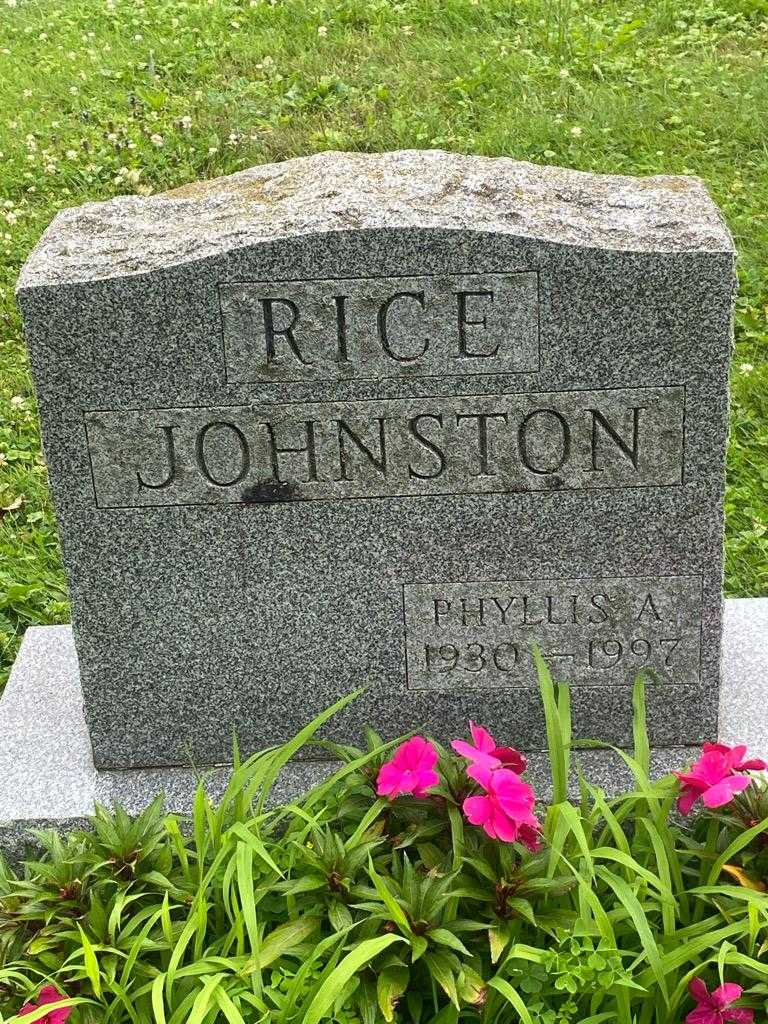Phyllis A. Rice Johnston's grave. Photo 1