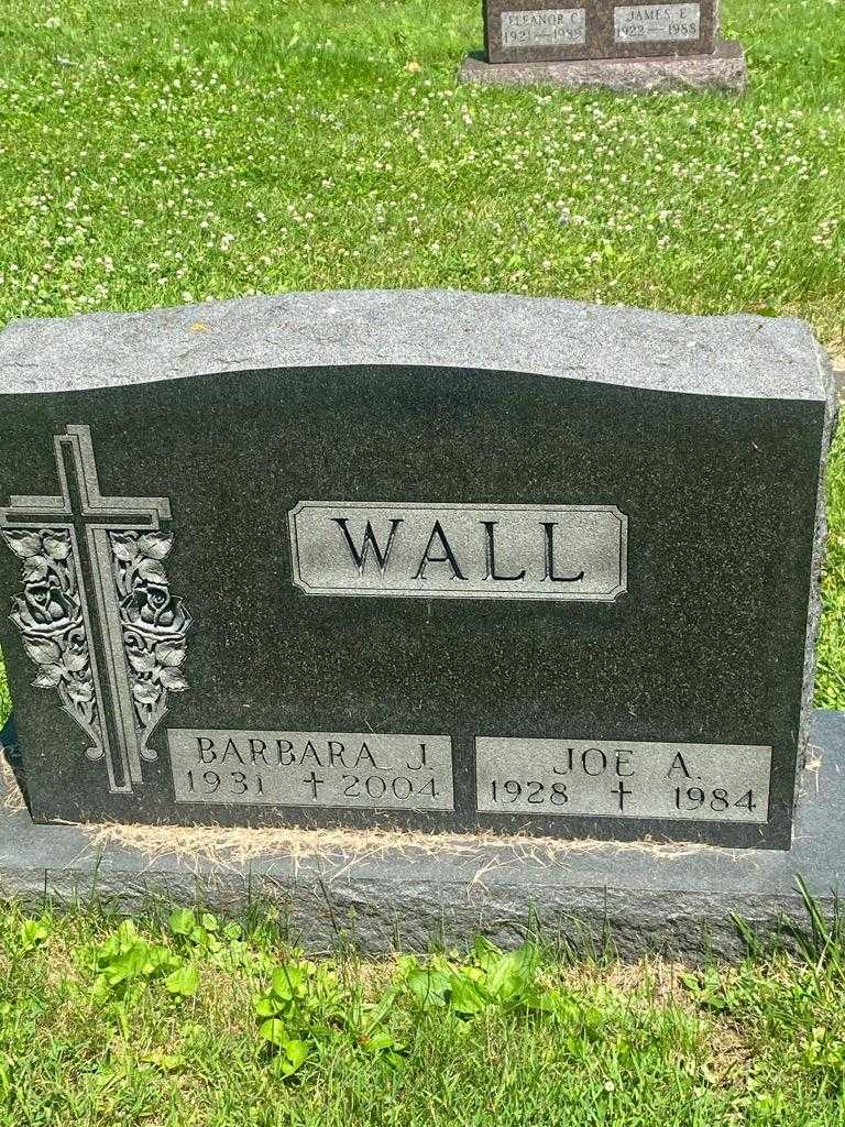 Joe A. Wall's grave. Photo 3