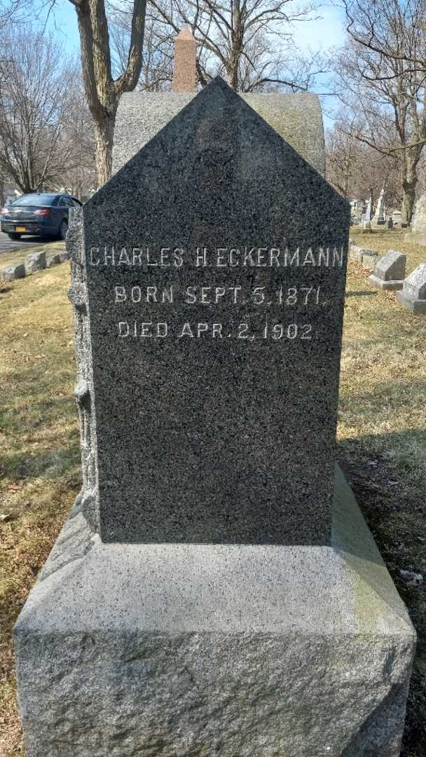 Charles H. Eckermann's grave. Photo 4