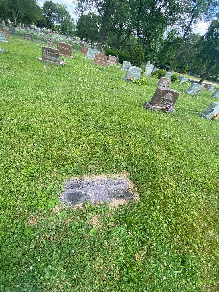 Conrad Kitsz's grave. Photo 1