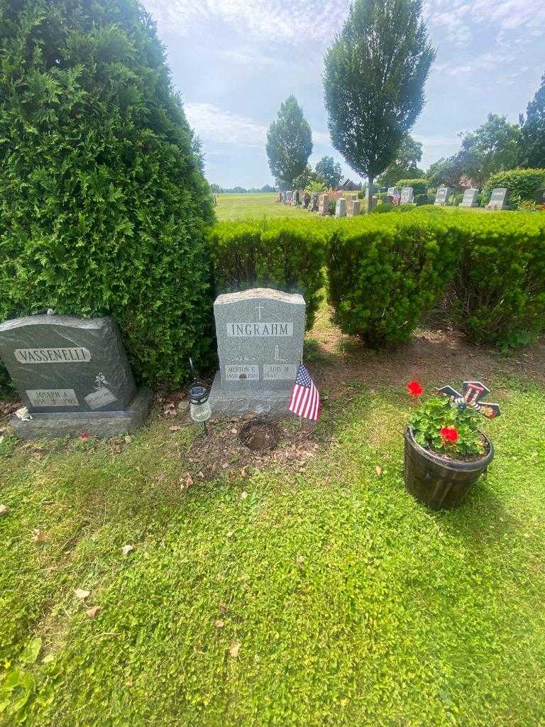 Merton C. Ingrahm's grave. Photo 1