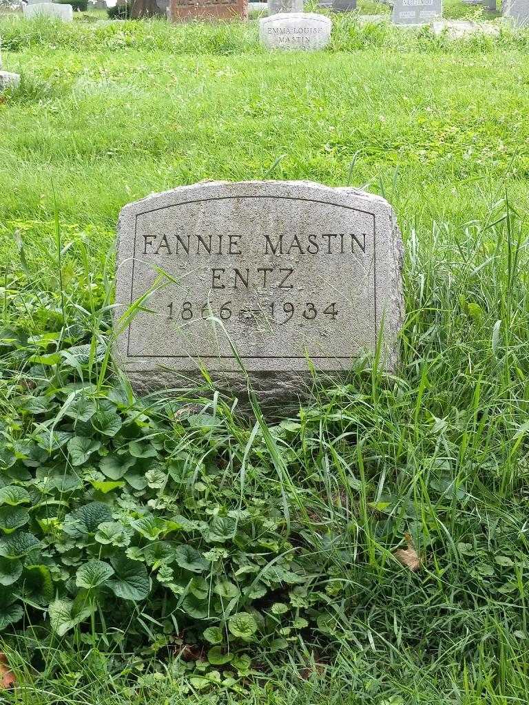 Fannie Mastin Entz's grave. Photo 2