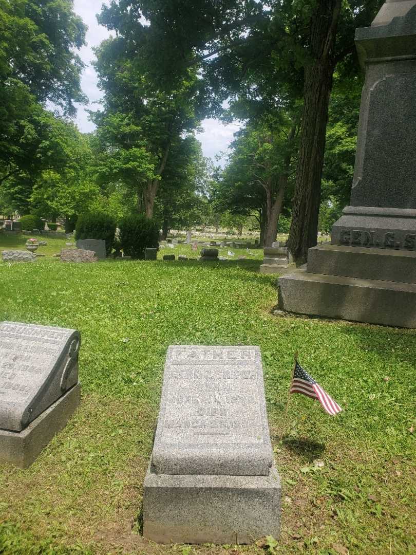 Gustavus Sniper's grave. Photo 2