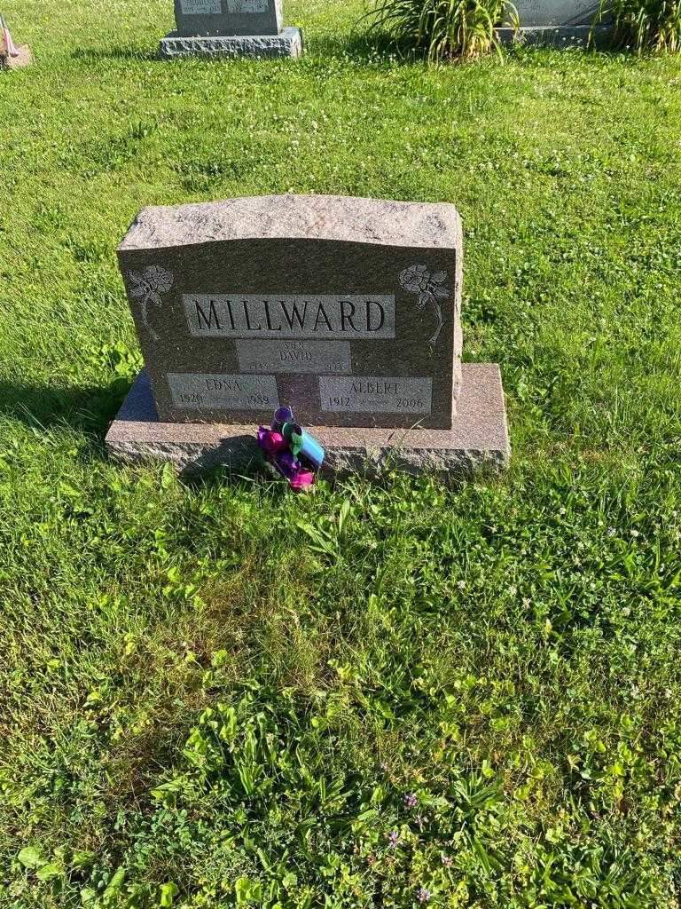 Edna Millward's grave. Photo 2