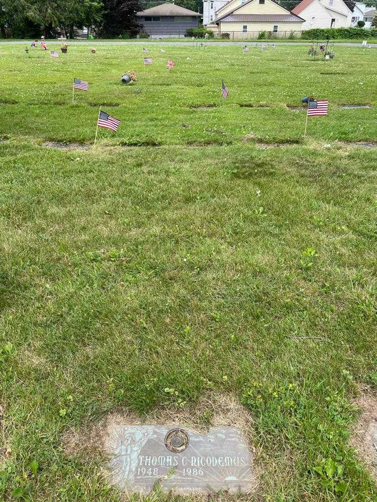 Thomas C. Nicodemus's grave. Photo 2