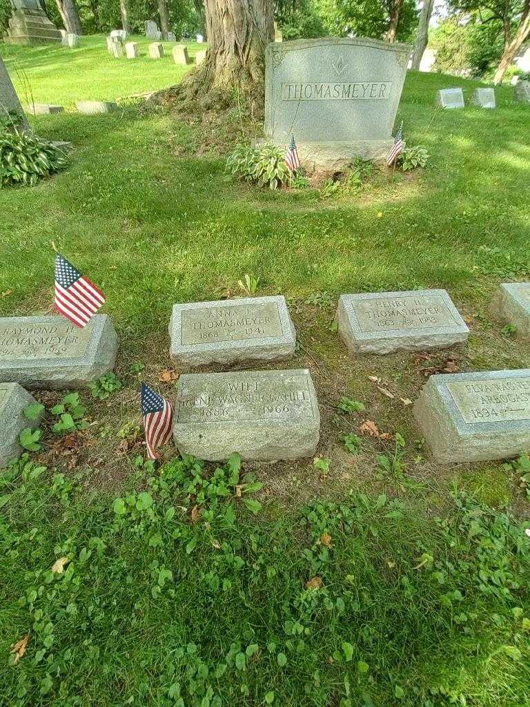 Irene Wagner Cahill's grave. Photo 1