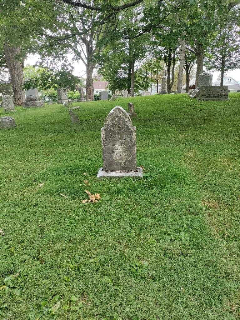 Lansing L. Grant's grave. Photo 1