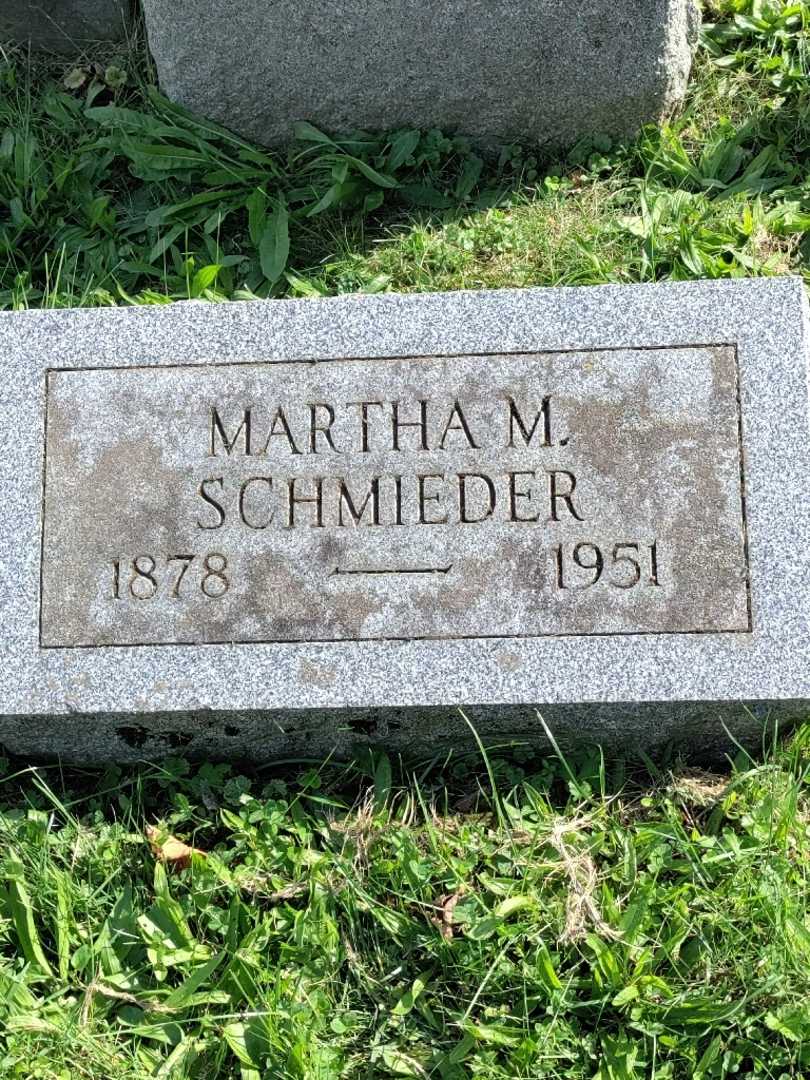 Martha M Donath Schmieder's grave. Photo 3