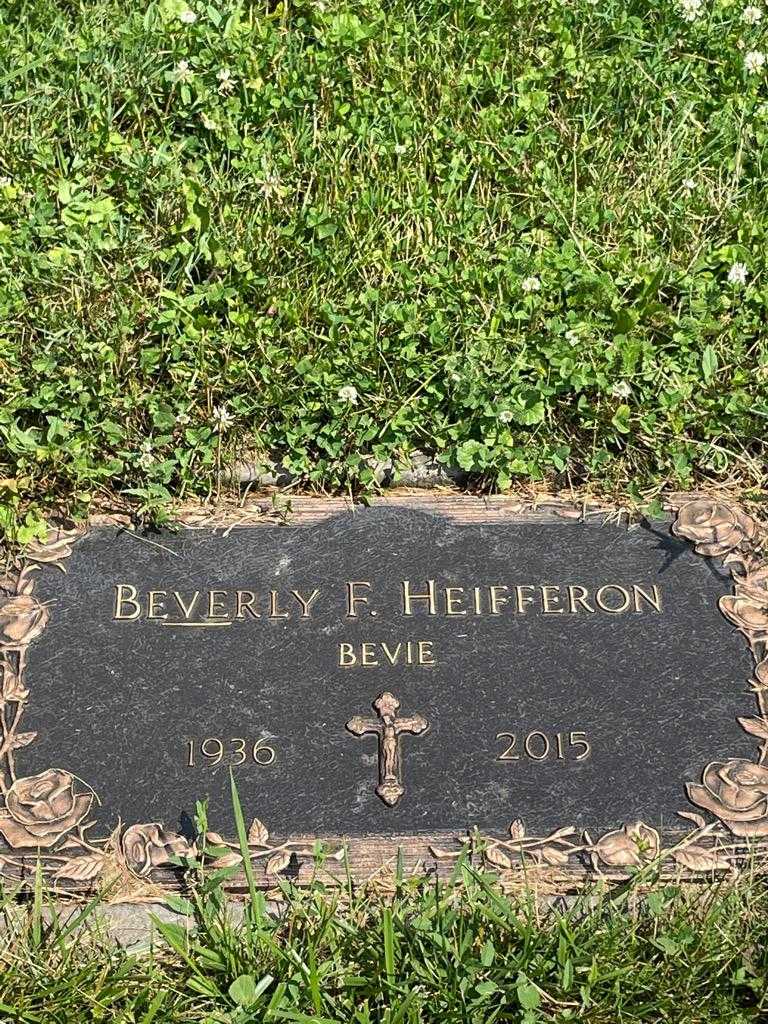 Beverly F. Heifferon's grave. Photo 3