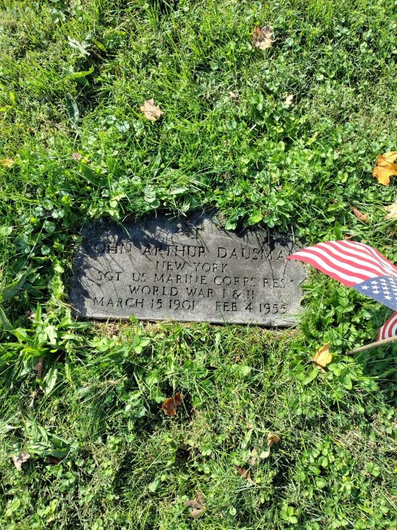 John Arthur Dausman Junior's grave. Photo 2