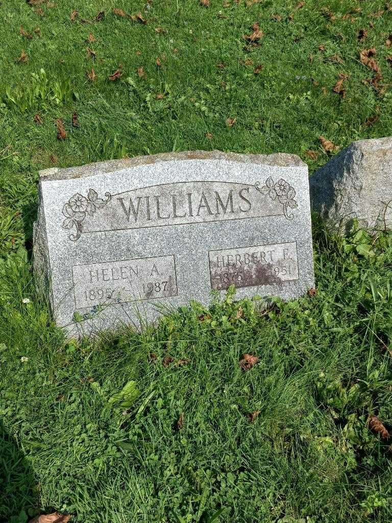 Herbert F. Williams's grave. Photo 2