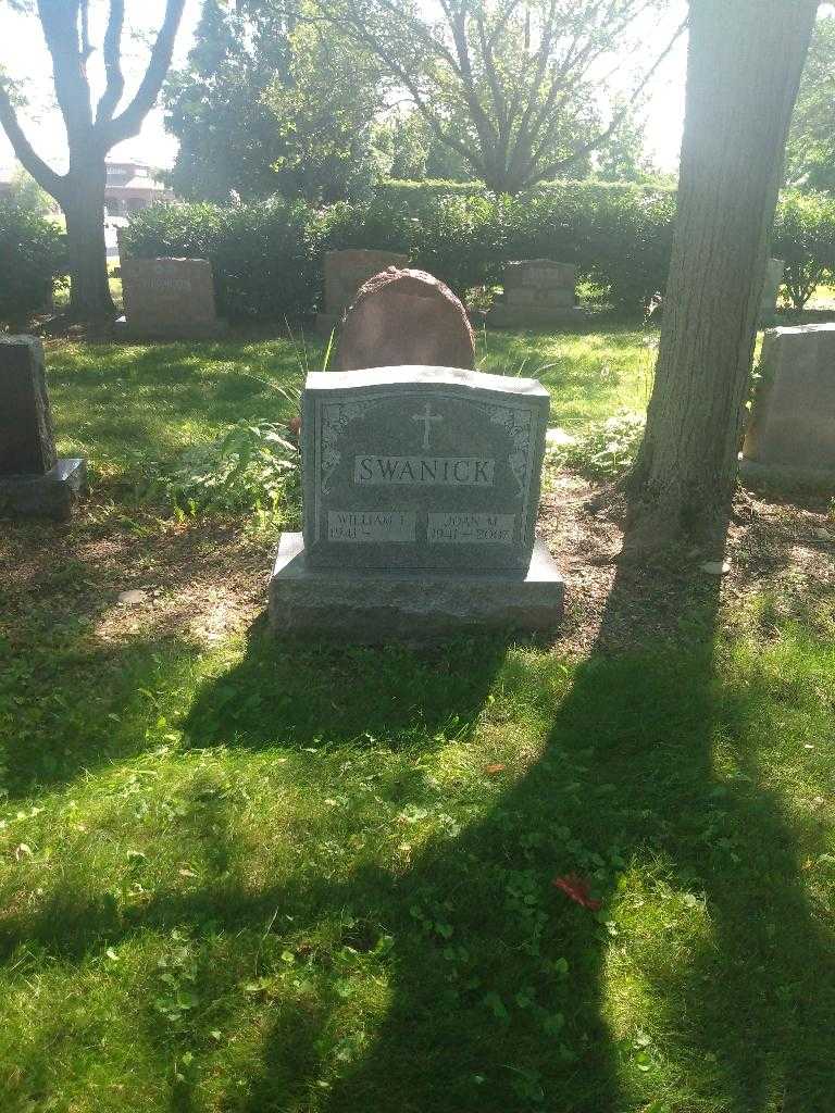 Joan M. Swanick's grave. Photo 1