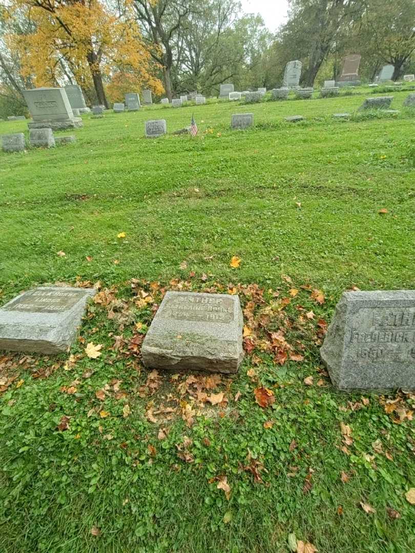 Catherine Borne's grave. Photo 1