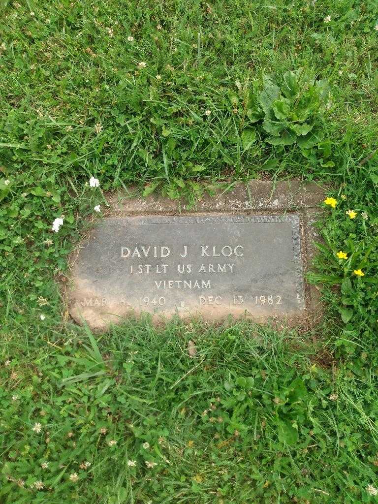David J. Kloc's grave. Photo 2