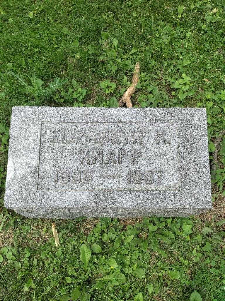 Elizabeth R. Knapp's grave. Photo 2