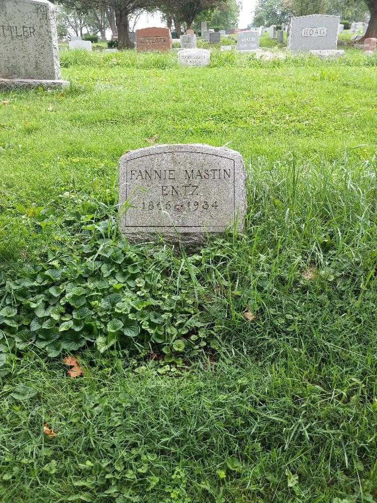 Fannie Mastin Entz's grave. Photo 3