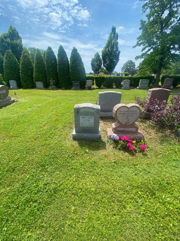 Mee Lee Lor's grave. Photo 1