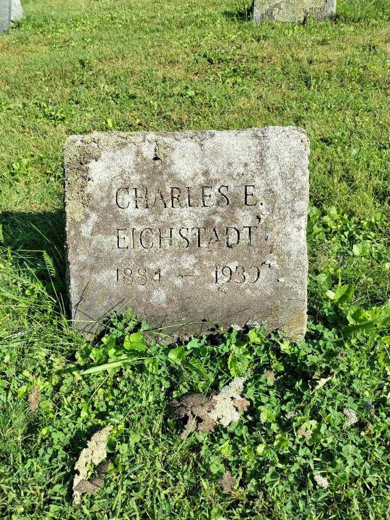 Charles E. Eichstadt's grave. Photo 3