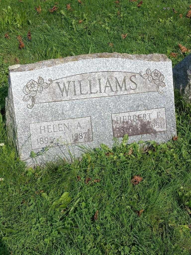 Herbert F. Williams's grave. Photo 3