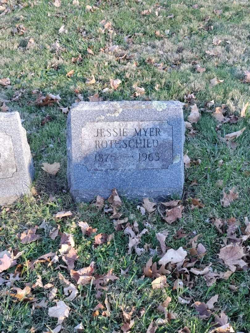 Jessie M. Myer Rothschild's grave. Photo 2