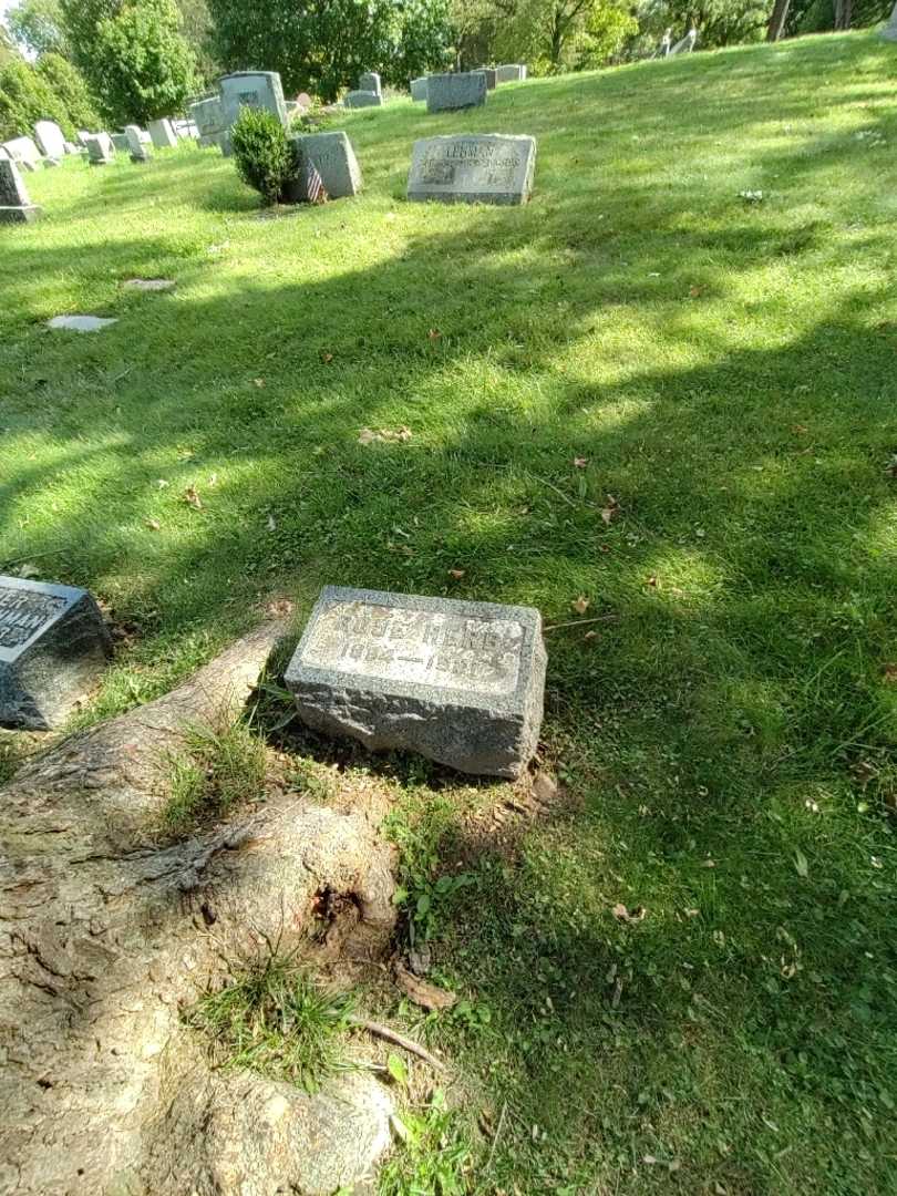 Rose Herb's grave. Photo 2