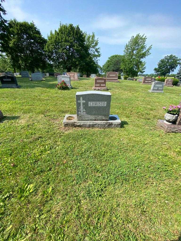 Anastasia Christo's grave. Photo 1