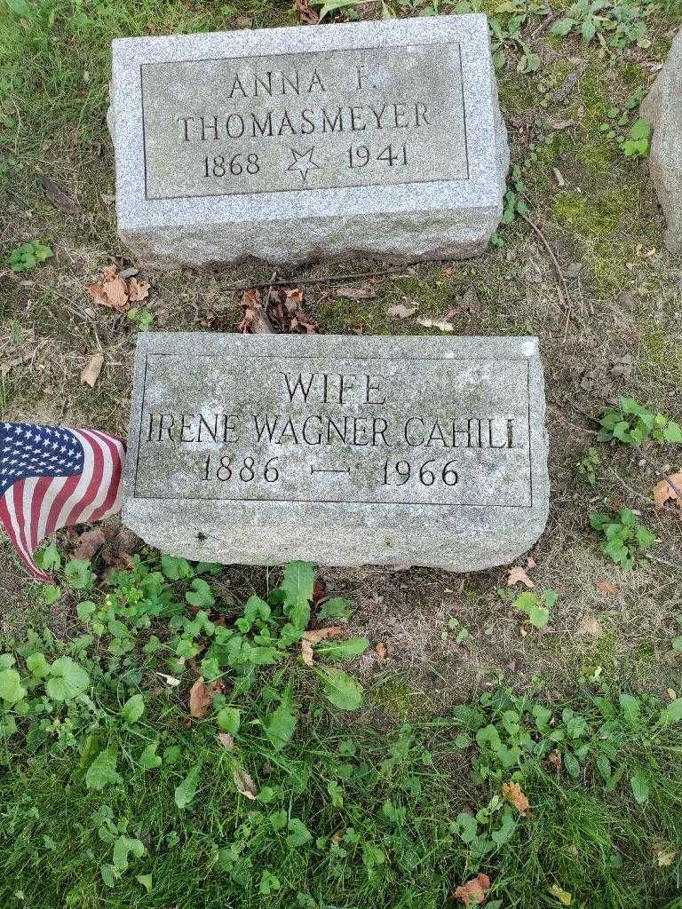 Irene Wagner Cahill's grave. Photo 2