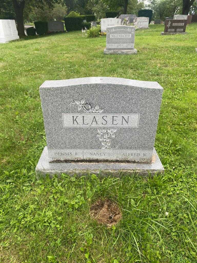 Nancy L. Klasen's grave. Photo 3