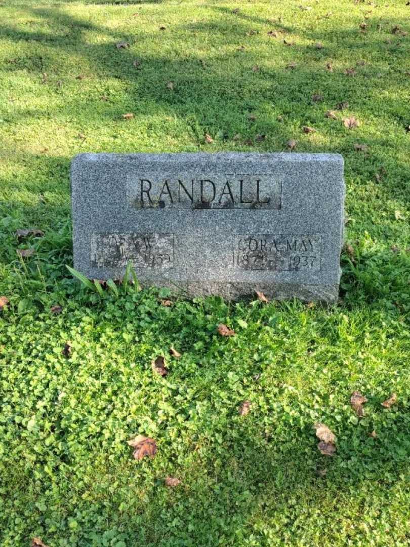 Cora May Randall's grave. Photo 3