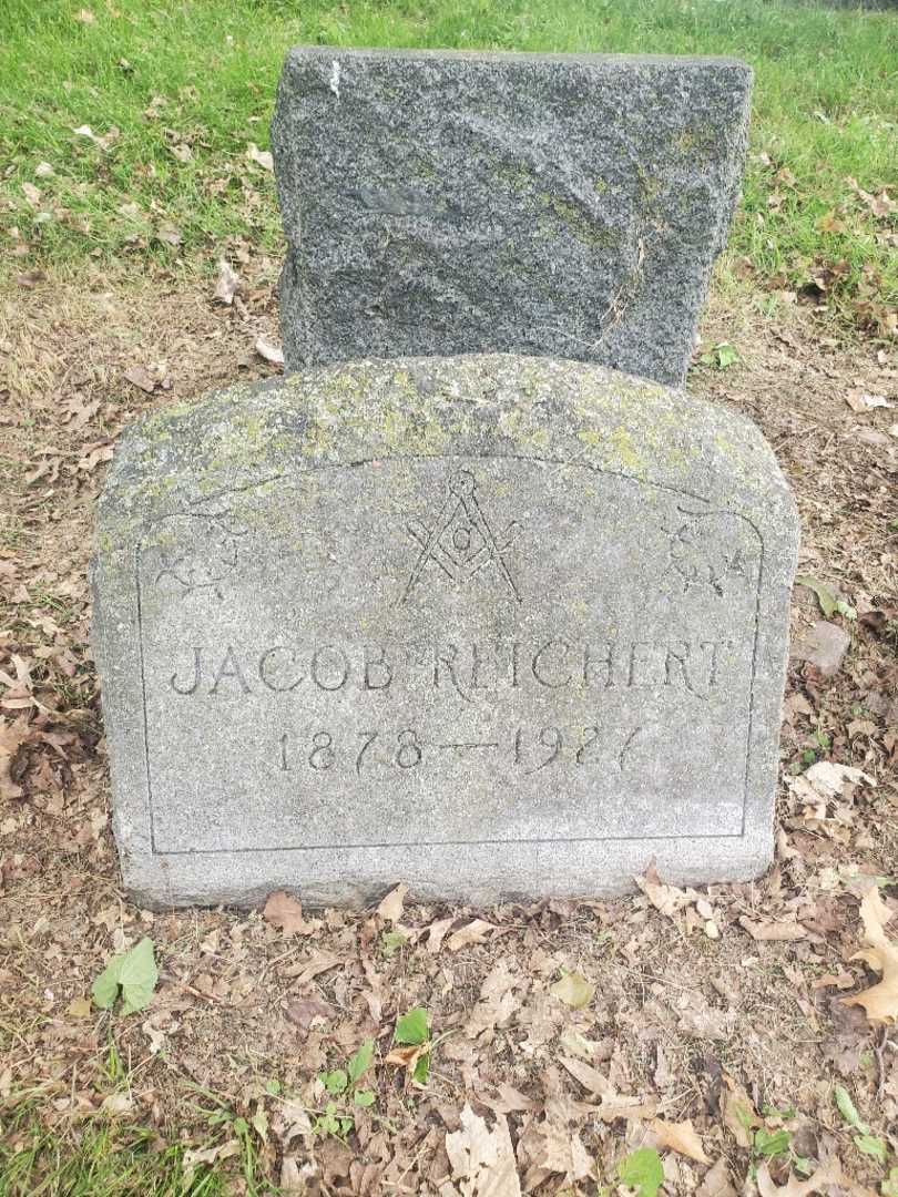 Jacob Reichert's grave. Photo 3